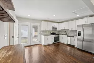 732 Earl St S E, Marietta, GA 30067 - Photo 8