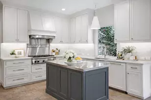 4375 Old Wesleyan Woods, Johns Creek, GA 30022 - Photo 6