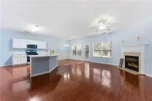 3923 Snipes Ct, Lilburn, GA 30047 - Photo 2