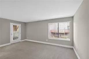 3109 Fairington Dr, Lithonia, GA 30038 - Photo 4