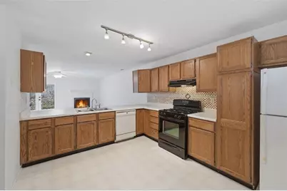 225 Quail Run, Roswell, GA 30076 - Photo 8