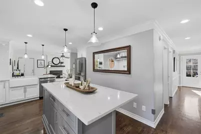 9330 Martins Lake Drive, Roswell, GA 30076 - Photo 12