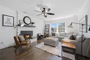 9330 Martins Lake Dr, Roswell, GA 30076 - Photo 16