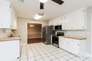 100 Rainwater Ct, McDonough, GA 30252 - Photo 12