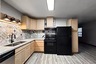 796 Wilson Cir SW, Marietta, GA 30064 - Photo 4