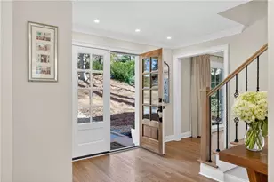 370 Valley Green Dr, Atlanta, GA 30342 - Photo 2