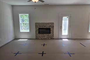 105 Southview Dr, Ellenwood, GA 30294 - Photo 6