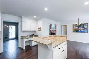 4373 Fielding Ln, Peachtree Corners, GA 30092 - Photo 10