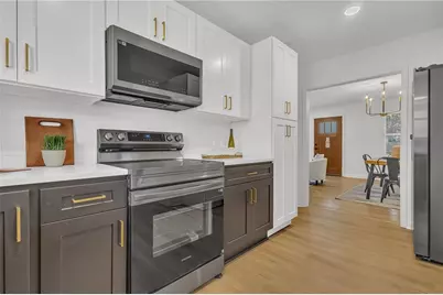 2093 Wildrose, Decatur, GA 30032 - Photo 8