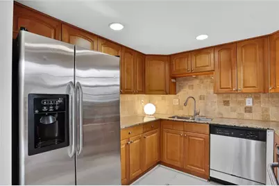 2825 Northeast Expressway NE #J3, Atlanta, GA 30345 - Photo 10