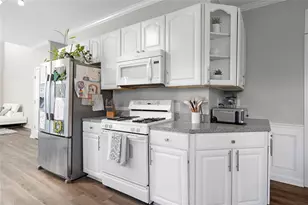 1028 Deer Hollow Dr, Woodstock, GA 30189 - Photo 12