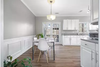 1028 Deer Hollow Drive, Woodstock, GA 30189 - Photo 8