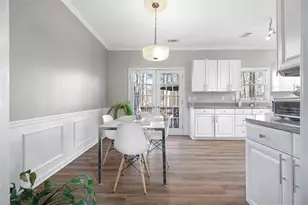 1028 Deer Hollow Dr, Woodstock, GA 30189 - Photo 8