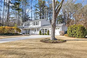 3509 Oak Knoll Dr, Marietta, GA 30068 - Photo 2