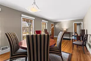 215 Gilbert Rd, Fayetteville, GA 30214 - Photo 6