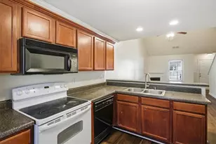 3018 Broadleaf Trail, Fairburn, GA 30213 - Photo 8