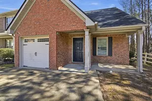 3018 Broadleaf Trail, Fairburn, GA 30213 - Photo 2