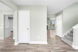 3948 Old Lantern Dr, Lithonia, GA 30038 - Photo 2