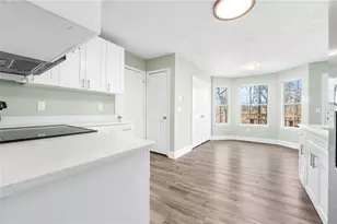 3948 Old Lantern Dr, Lithonia, GA 30038 - Photo 10