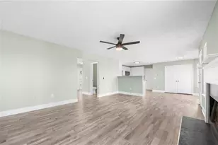 3948 Old Lantern Dr, Lithonia, GA 30038 - Photo 18