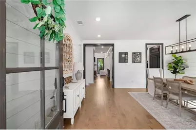 520 Walden Glen Lane, Alpharetta, GA 30004 - Photo 2