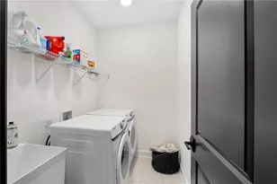 520 Walden Glen Ln, Alpharetta, GA 30004 - Photo 16