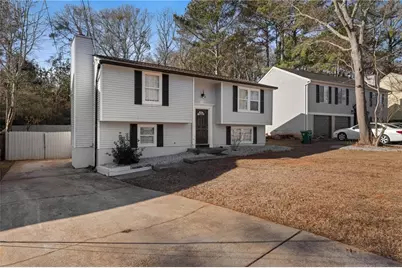 5268 Kinsdale Lane, Stone Mountain, GA 30088 - Photo 4