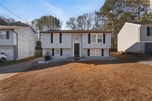 5268 Kinsdale Ln, Stone Mountain, GA 30088 - Photo 2