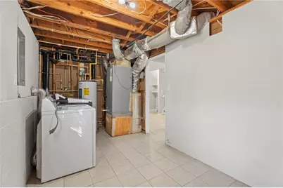 5268 Kinsdale Lane, Stone Mountain, GA 30088 - Photo 32