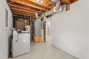 5268 Kinsdale Ln, Stone Mountain, GA 30088 - Photo 32