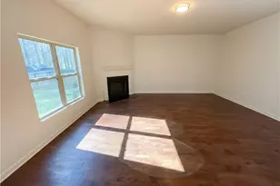 1209 Vienna Ct, Hampton, GA 30228 - Photo 8