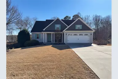 179 Raven Ridge, Jefferson, GA 30549 - Photo 1