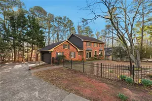 600 Branch Valley Ct, Roswell, GA 30076 - Photo 6