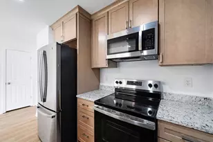 5380 Oakley Commons Blvd, Union City, GA 30291 - Photo 8