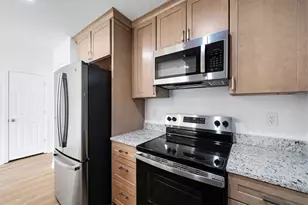 5380 Oakley Commons Blvd, Union City, GA 30291 - Photo 8