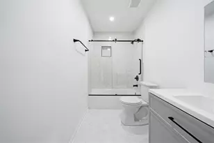 5380 Oakley Commons Blvd, Union City, GA 30291 - Photo 16