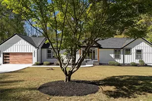 7530 Spalding Ln, Atlanta, GA 30350 - Photo 2