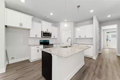 285 Magnolia Villas Drive, Cornelia, GA 30531 - Photo 8