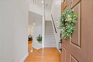 107 Creighton Ln, Marietta, GA 30008 - Photo 4