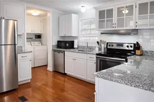 111 Riverplace Ct, Eatonton, GA 31024 - Photo 6