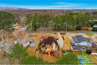 930 Old Tucker Road, Stone Mountain, GA 30087 - Photo 8