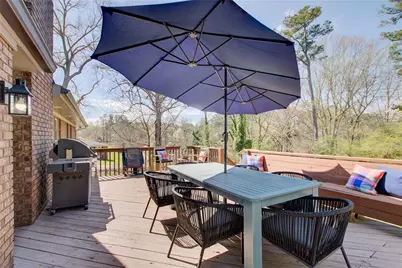 3911 Catalina Drive, Marietta, GA 30066 - Photo 10