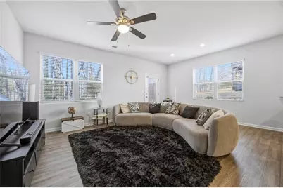 3175 Meadowstone Lane SW, Atlanta, GA 30331 - Photo 6