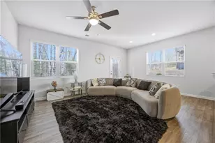 3175 Meadowstone Ln SW, Atlanta, GA 30331 - Photo 6