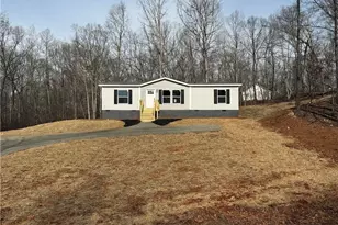 714 Nails Creek Crossing, Royston, GA 30662 - Photo 2