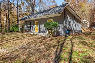 147 Briarwood Dr, Cleveland, GA 30528 - Photo 2