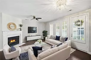 6088 Holly Pk Ln SE, Mableton, GA 30126 - Photo 4