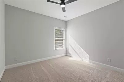 400 Autumn Bluff Drive, Lawrenceville, GA 30044 - Photo 16