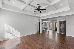 400 Autumn Bluff Dr, Lawrenceville, GA 30044 - Photo 8