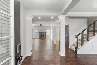 400 Autumn Bluff Drive, Lawrenceville, GA 30044 - Photo 2